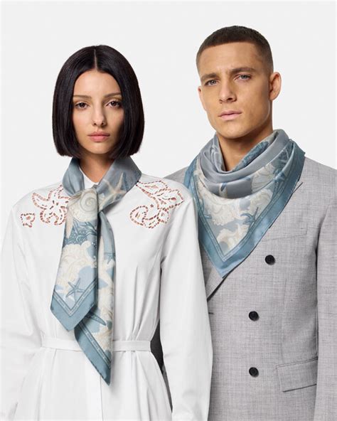 foulard versace zalando|Women's Designer Foulards & Scarves .